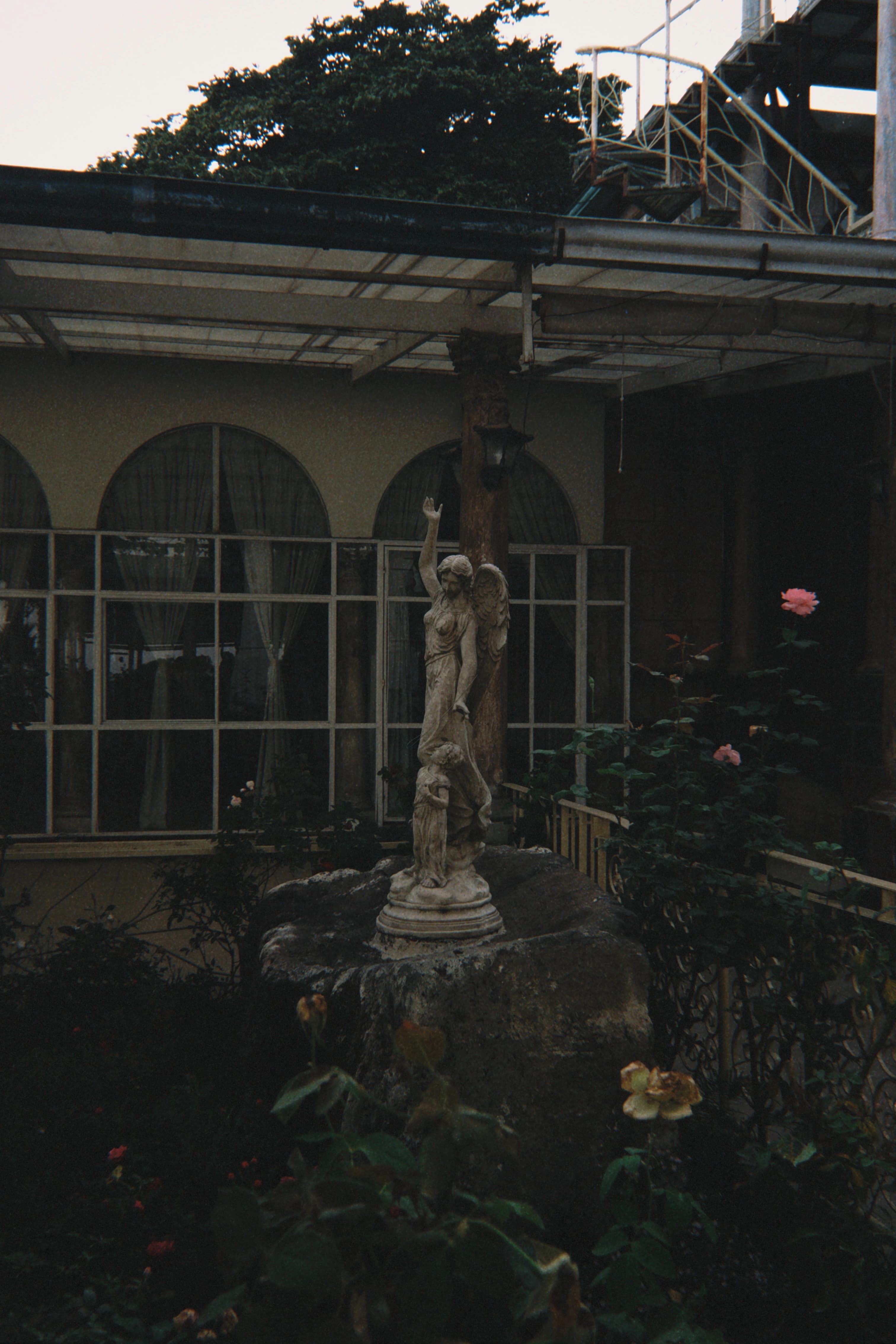 Statue at San Salvador