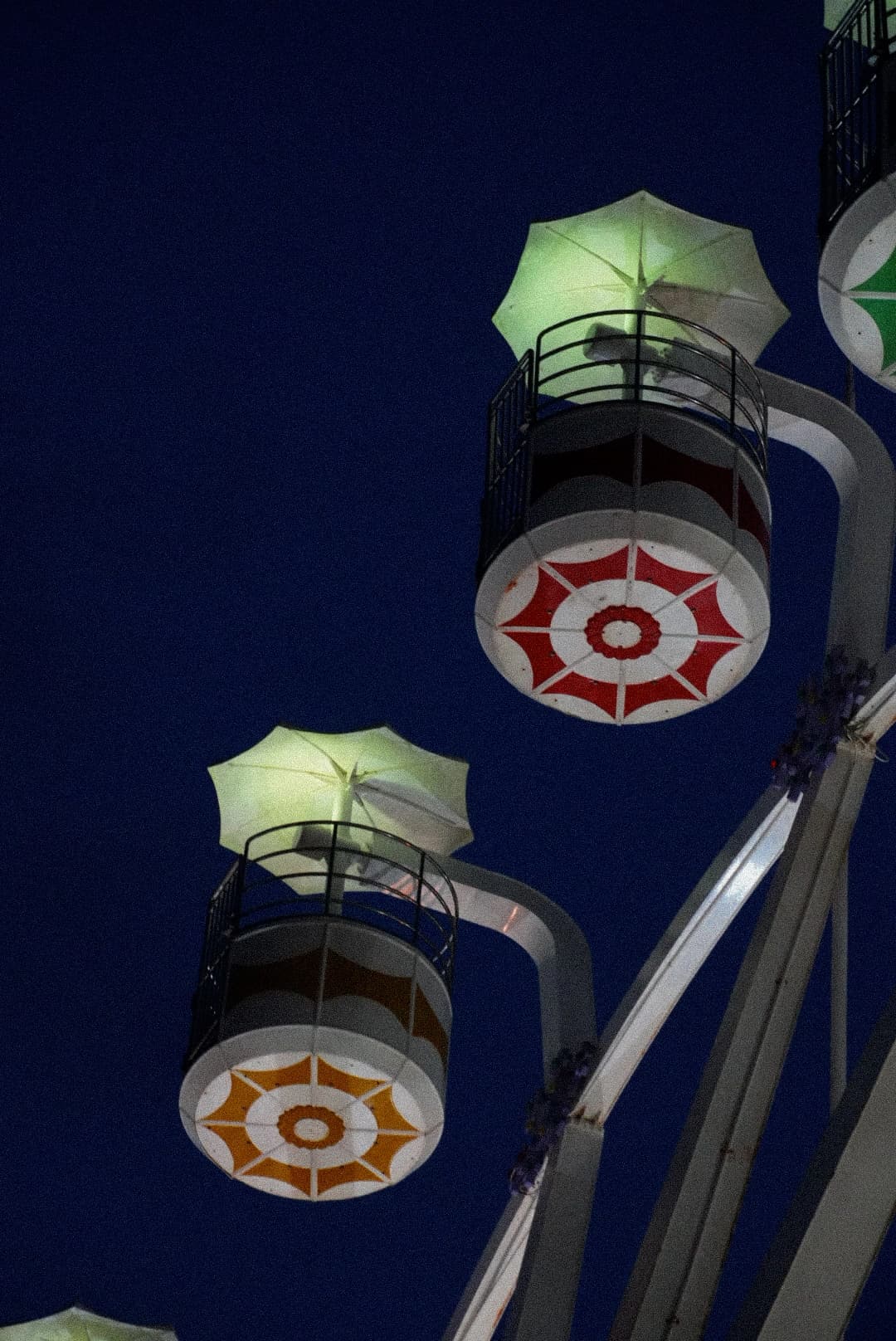 Ferris wheel at sunset in Sunset Park